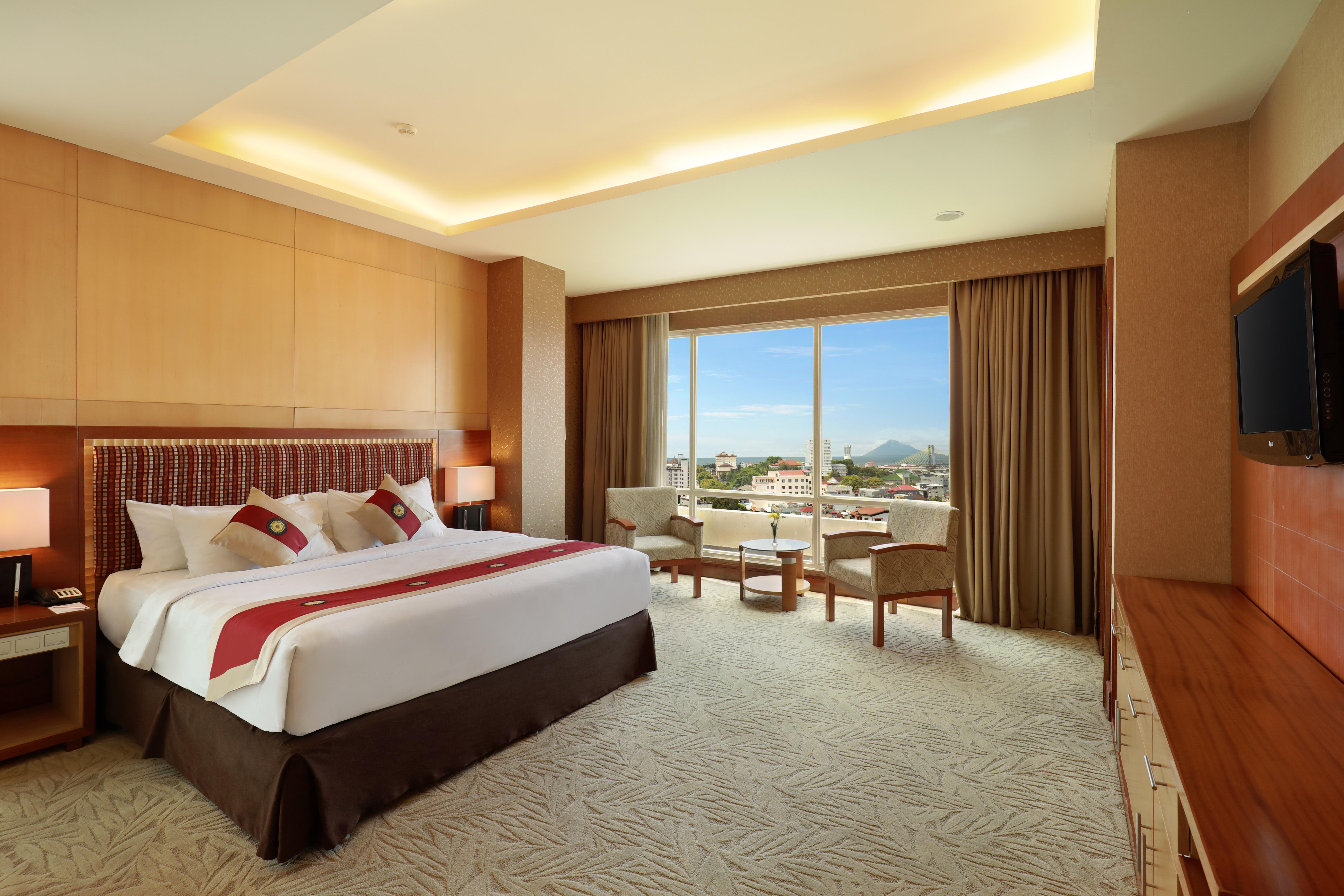 Swiss-Belhotel Maleosan Manado Exterior photo