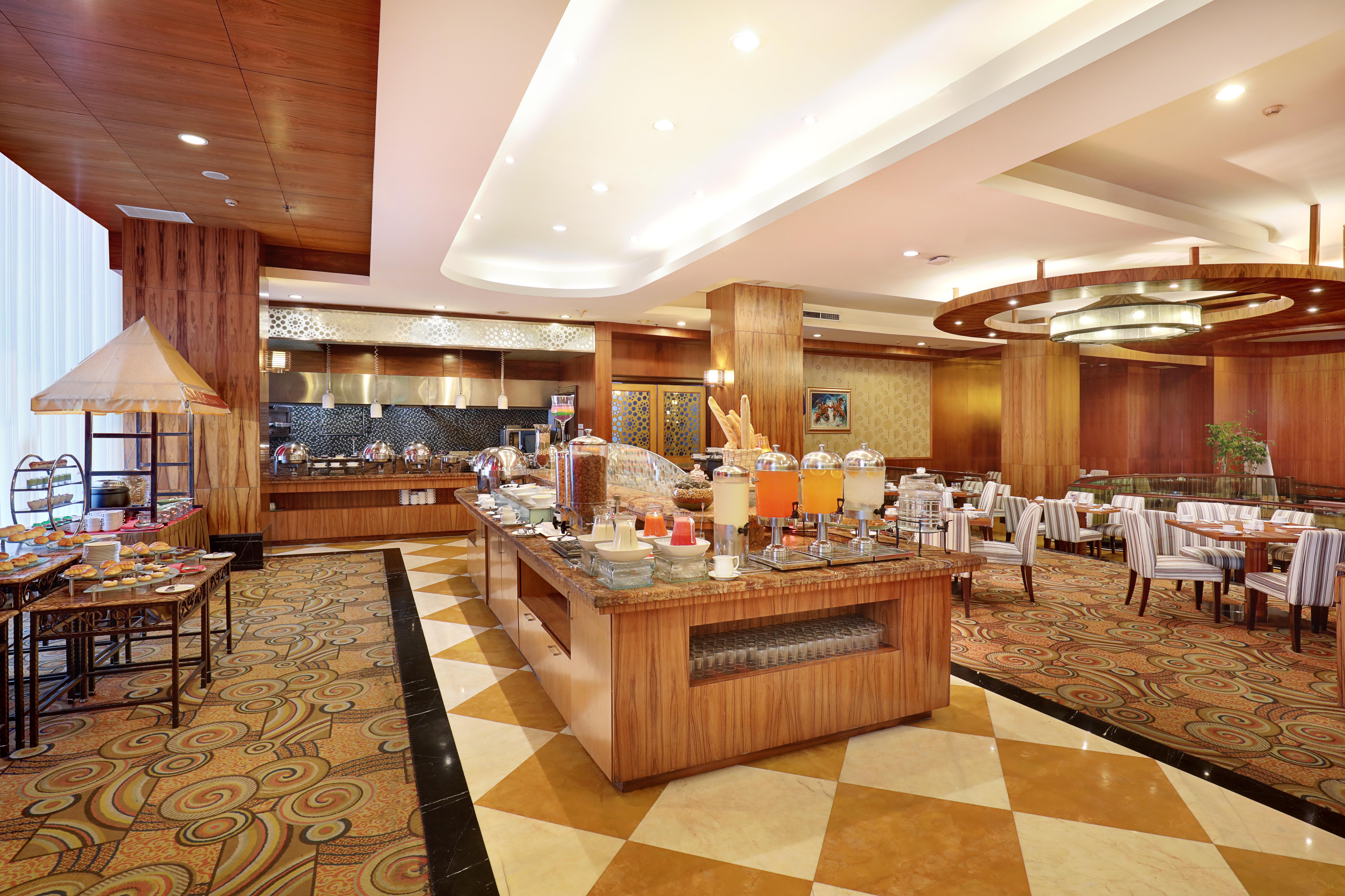 Swiss-Belhotel Maleosan Manado Exterior photo